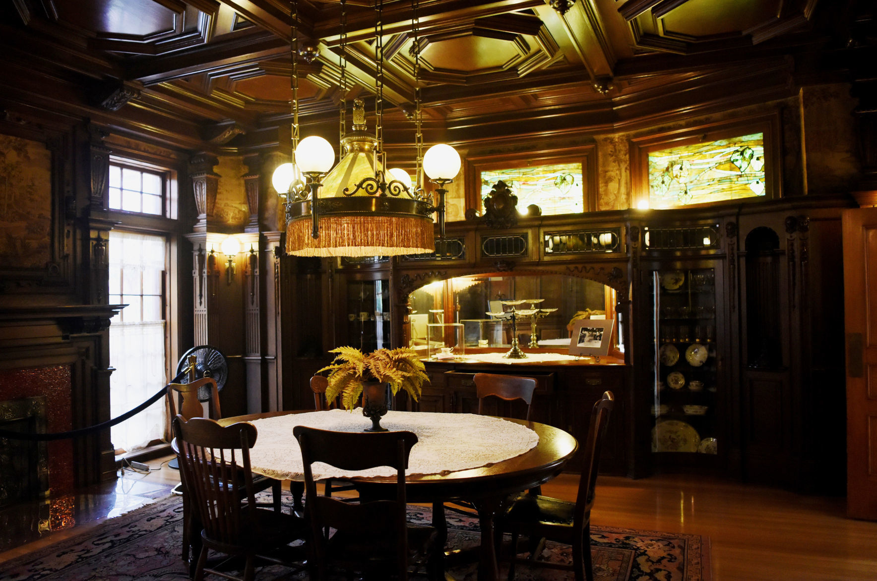 Moss Mansion Ghost Tour